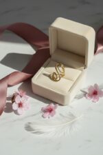 Fency Abstract "S"Sculpture Ring