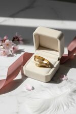 Golden Flow Band Ring