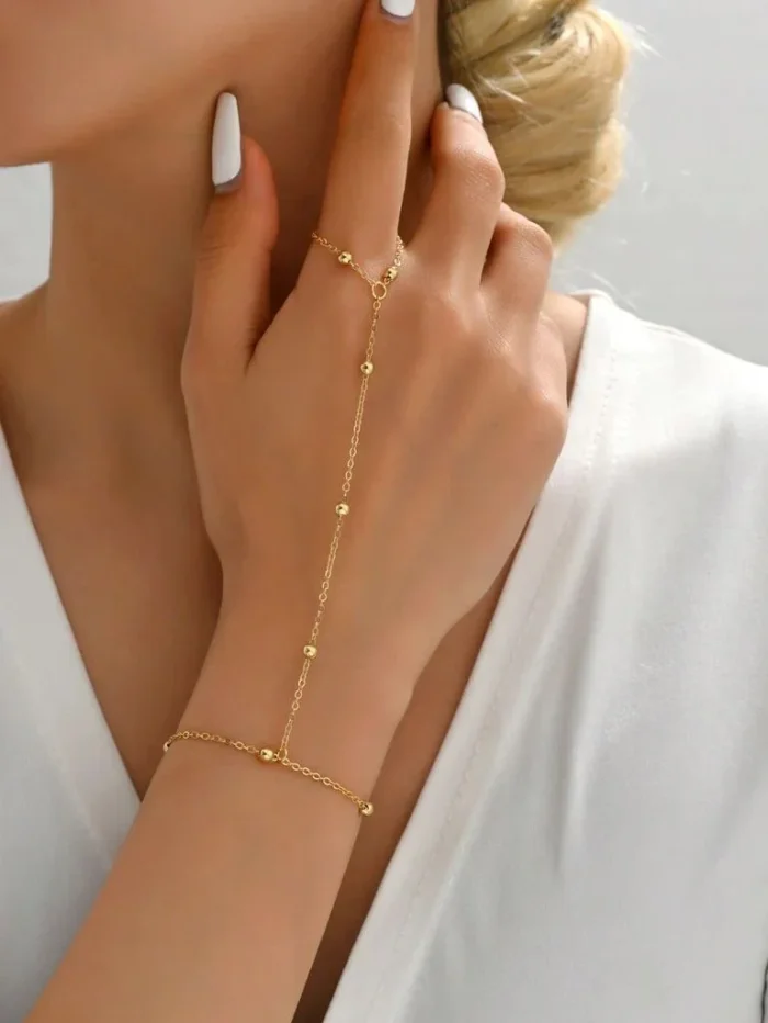 Elegant Stainless Steel Hand Chain Bracelet – Gold Finish