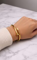 Gold-Plated Stainless Steel "Juste" Nail Bangle - Image 3