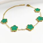 Elegant 18K Gold Plated Stainless Steel Green Malachite-Style Clover Bracelet - Image 3