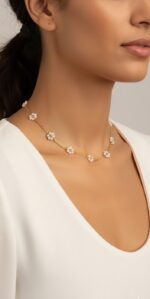 Pearl Daisy Chain Necklace in 18K Gold - Image 2