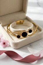 Elegant Midnight Orbit handcuff