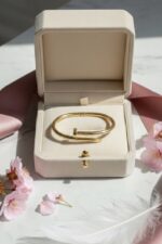 Gold-Plated Stainless Steel "Juste" Nail Bangle