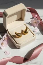 18K Gold Plated Ridged Croissant Stud Earrings