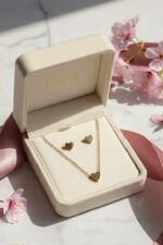 Sweetheart Minimalist Pendant set