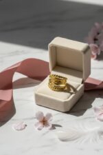 Fancy reef knot Ring