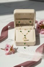 Stainless Steel Heart-Drop Hand Harness