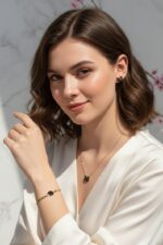 The Elegant Black Swan Jewelry Set – - Image 2