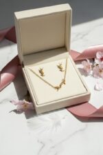 Monogram Signature Jewelry Set