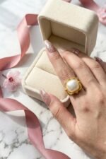 Vintage-Inspired Square Pearl - Image 2